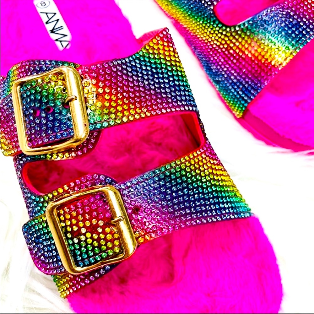 NEW IN BOX PINK FUR RHINESTONE EMBELLISHED DOUBLE BUCKLE SANDALS - Picture 4 of 4